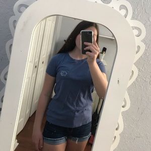 ❗️SOLD❗️🌻 ivory ella blue elephant graphic tee